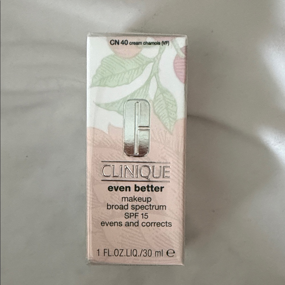 Clinique Even Better Makeup Broad Spectrum SPF 15 - Cream Chamois
